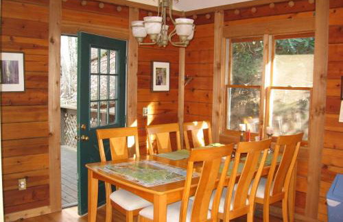 Top of the Line Asheville Mountain Cabin - Foto 25