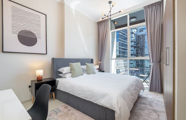 Luxe Apartments near Dubai Mall, Burj Khalifa - Pool, Gym, & Parking by Sojo Stay - Photo 38