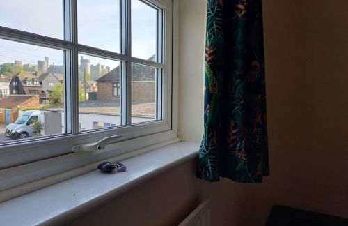 Arundel Central Apartment with parking - Foto 12