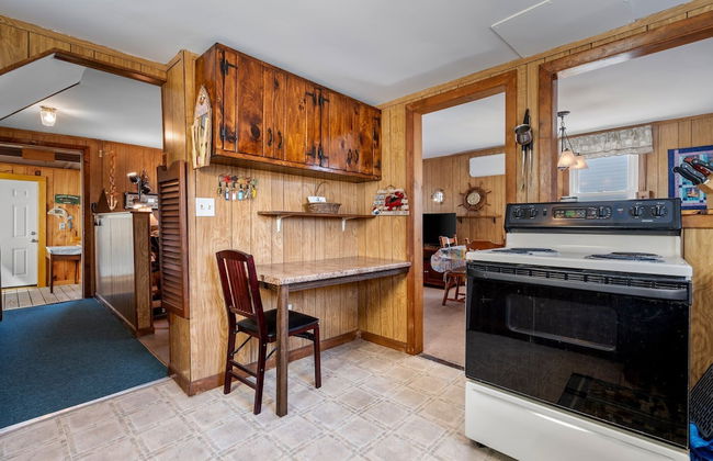 Beachfront Pet Friendly Sleeps 15 Bbq! - Photo 19