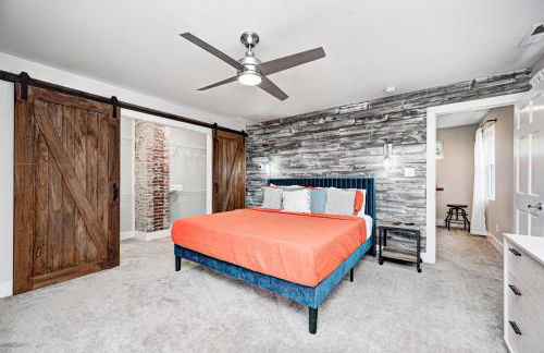 Indy Getaway - 5BR - Sleeps 16 - Arcade games - Perfect for families and groups - Foto 69