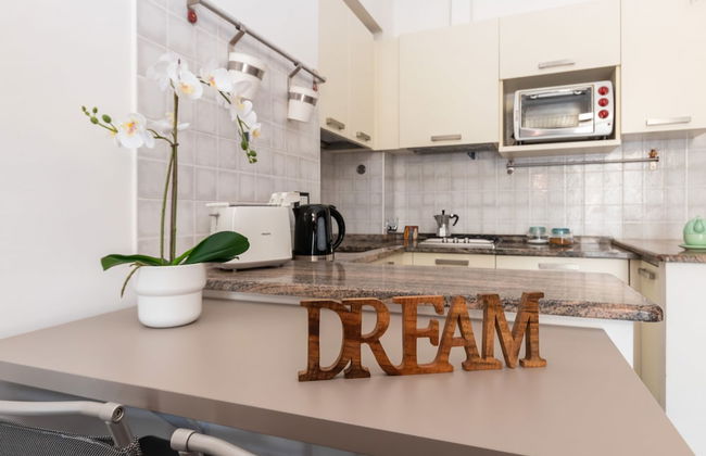 Nice and Cozy apartment in Crocetta - Photo 10