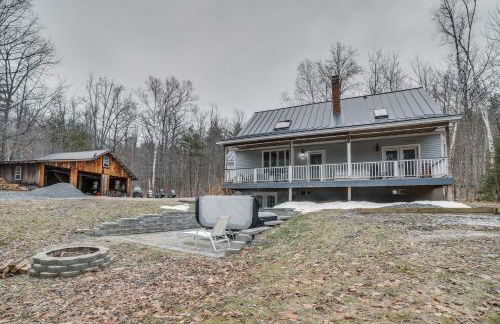 Peaceful Cavendish Retreat with Hot Tub and Fireplace! - Foto 23