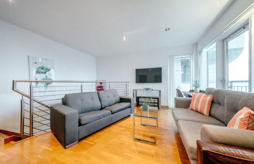 Weston's Penthouse sleep 11, 8 Beds Free Parking - Foto 13