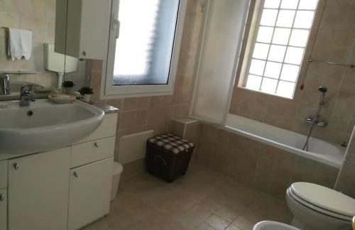 Panoramico, in villa, grande, con ampie terrazze - Foto 49