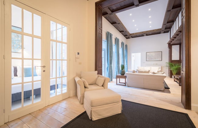 Saint Pauls Suite 1 - Photo 17