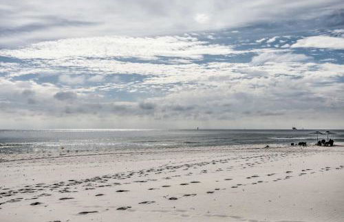 Gulf Shores Getaway with Pool, Spa and Beach Access! - Foto 29