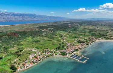 House Rose with Garden and Pool - Foto 29