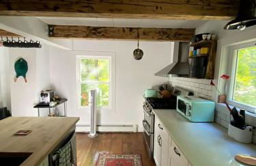 Modern Cottage Perfect for Glamping in New York State - Foto 2