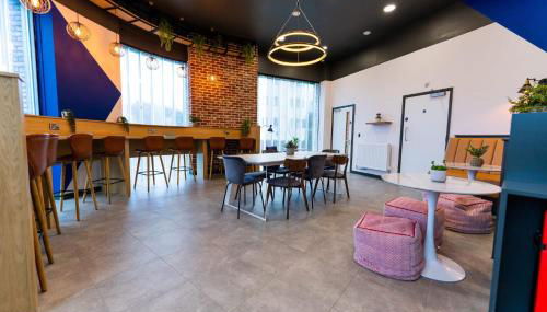 For Students Only Vogue Studios in Brighton - Foto 5