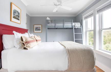 1blck to Beach, Pool, Firepit, Outdoor Kitchen, Game Room Pelican by Avantstay - Foto 48