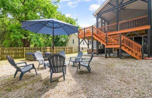 Boho 5BR Modern Villa w Hot Tub, Grill, Patio and Backyard - Foto 27