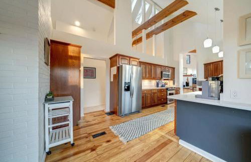 Exclusive Wooded Chalet w Magnificent River Views - Foto 22