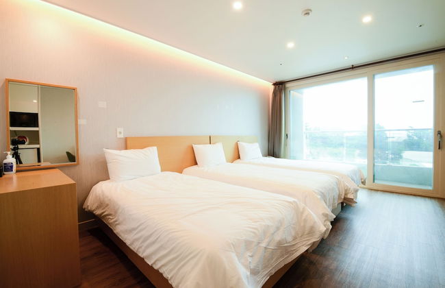 JnB Family Hotel - Photo 38