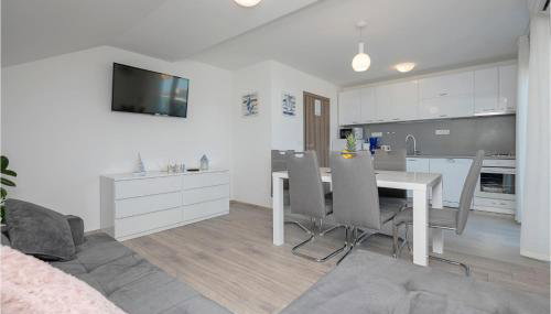 Nice Apartment In Podaca With Wifi - Foto 5