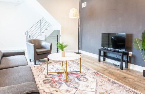 2Bed,Bath&WDWIFICentralToaster - Foto 7