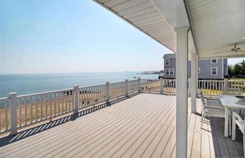 Cozy Beach - Direct Waterfront! - Foto 1