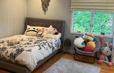 Big Bright Burlingame Hills Bay View Home - Foto 17