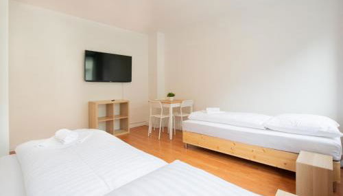 Tolstov Apartments - 1 , 2 and 3 Room Monteur Apartments - Photo 4