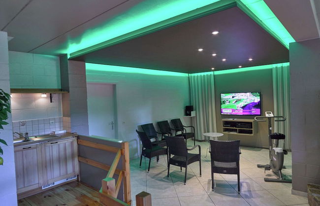 Detached, Luxurious Holiday Villa with Swimming Pool, Hot Tub, Sauna - Photo 22