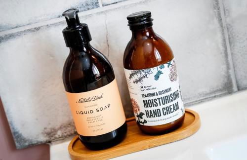 Castle Hideaway in the Cotswolds - Photo 11