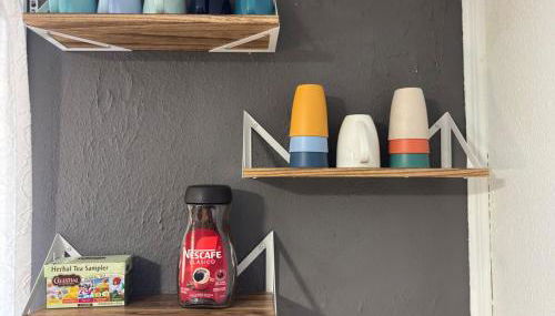 Cozy Room with Private Entrance and Patio near Denver - Foto 3