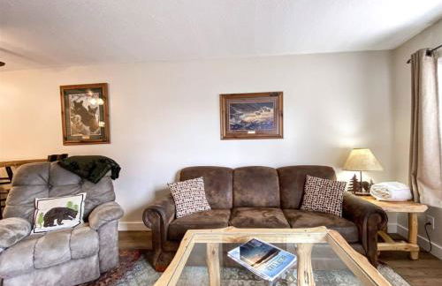 Inn Building Condo 113, Ground Level, Pool Side - Foto 1