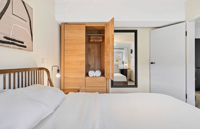 Clausen Charm Contemporary Retreat ID210 - Photo 8