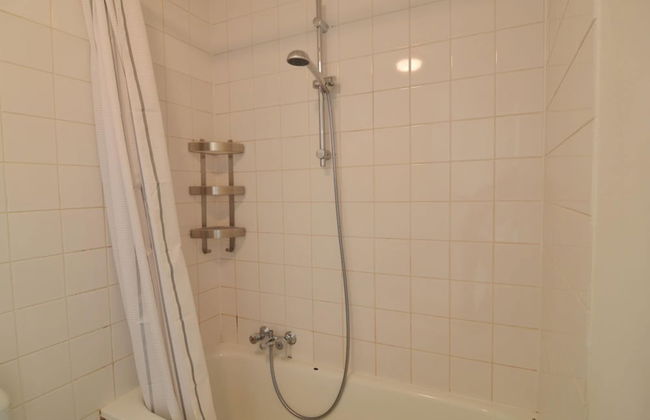 Modern Farmhouse in Chassepierre With Terrace - Photo 21