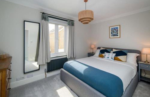 Captain's Cottage - 1BR, Garden, 2-Min Walk to High St - Foto 7