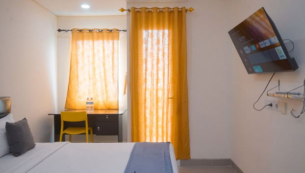 Convenient Studio Apartment At B Residence - Foto 2, Habitación