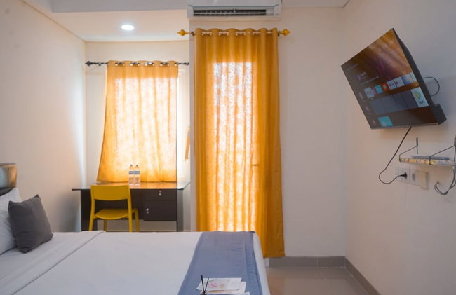 Convenient Studio Apartment At B Residence - Foto 2