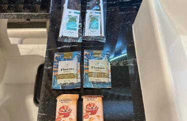 Refúgio romântico com Jacuzzi só sua! Espumante de cortesia! - Photo 12