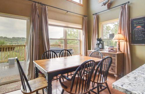 Hot Tub and Fire Pit! Lake-View Home in Blue Eye - Foto 9