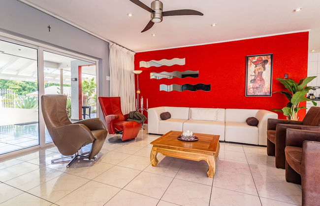 Large Villa With View! Private Pool Free Utilities! - Photo 18