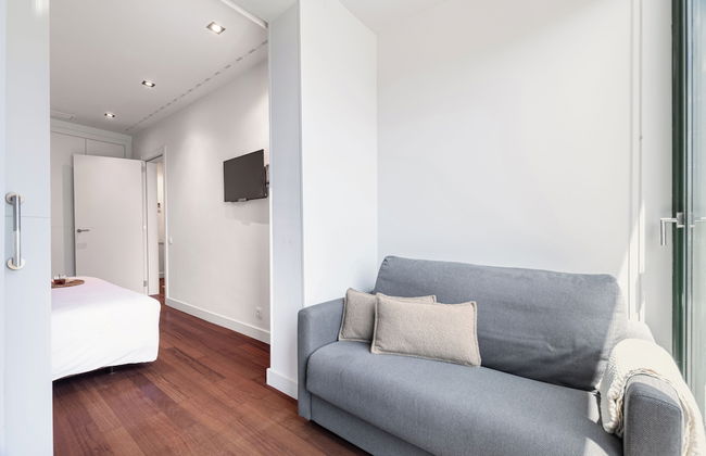 Aspasios Paseo de Gracia Apartments - Photo 9