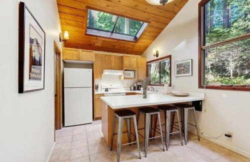 Deep Woods Hideaway - Photo 9