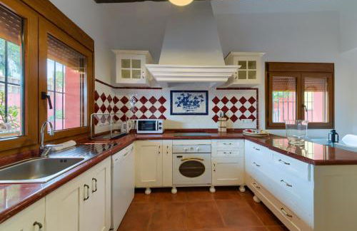 Holidays2Malaga Candado House pool & garden - Photo 52