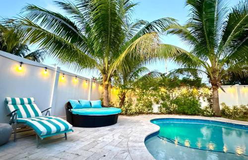 Private Luxe Pool Club Heated Spa - Foto 11