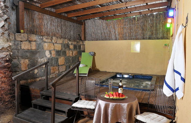 Love & Lemons - Photo 18