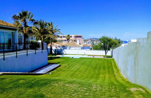 Torreguadiaro Villa - 2 mins walk from the bars and restaurants - Foto 47