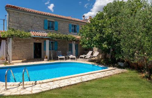 Mediterranes Steinhaus mit Privatpool, Sauna, Meerblick, Kamin, Sommerkueche - Foto 34