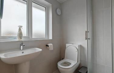 2 Bed Chippenham House with Parking - Foto 8