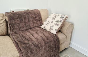 Luxury Peak District stay set in private land with horses and country Pub - Dog Friendly - Foto 8