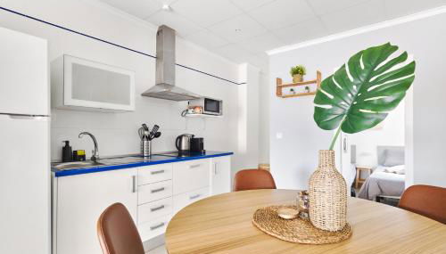 Casa Nathan - Historic Center - 50m from the Beach - Balcony - Foto 5, stove