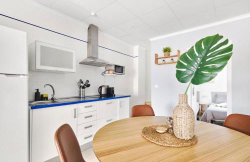 Casa Nathan - Historic Center - 50m from the Beach - Balcony - Foto 5