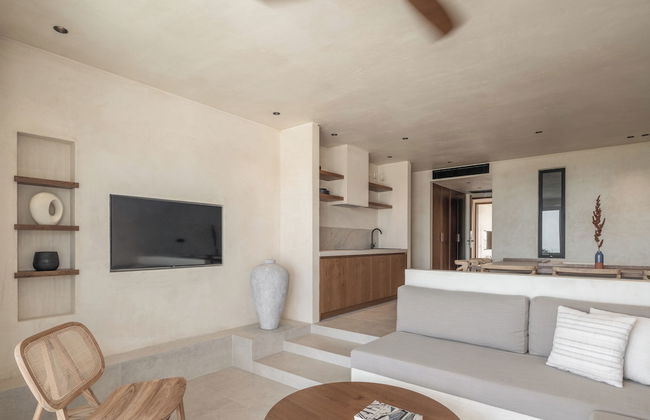 Seven Rocks Suites - Photo 25