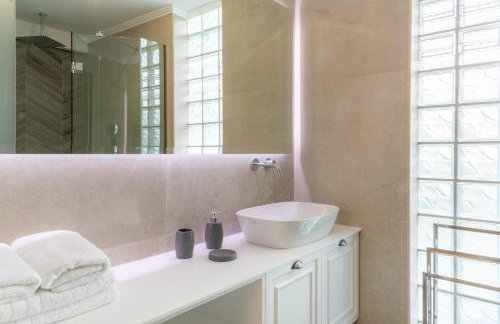 Ormos Luxury Suites Ammos - Photo 12