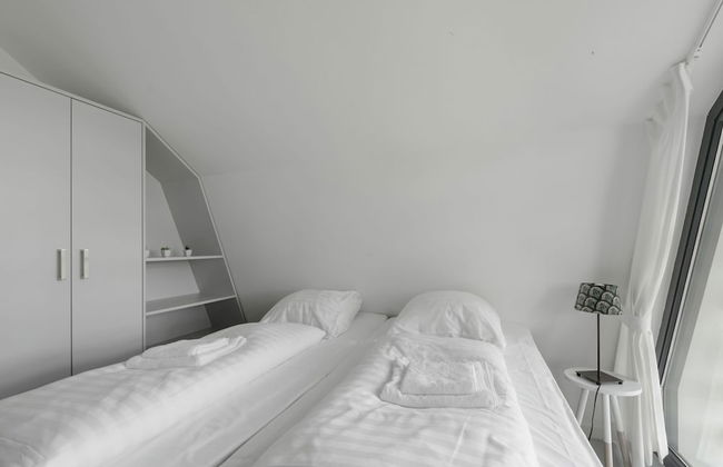 Beautiful Holiday Home Near the sea - Photo 9