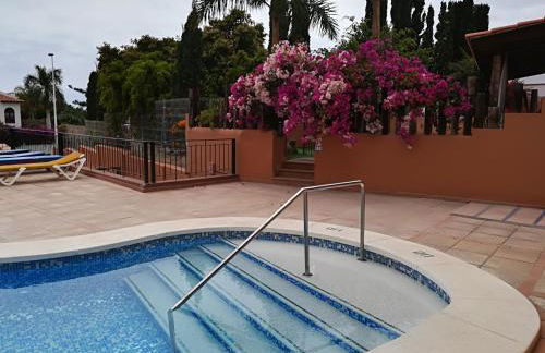 Beautiful Apartment Elite Palace in Jardines del Duque - Foto 18